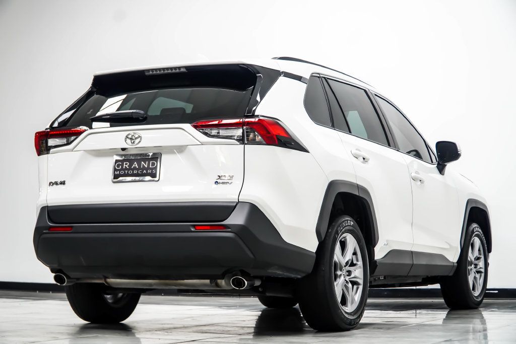 Toyota RAV4 photo 14