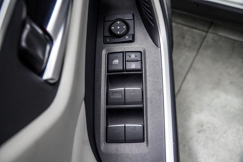 Toyota RAV4 photo 34