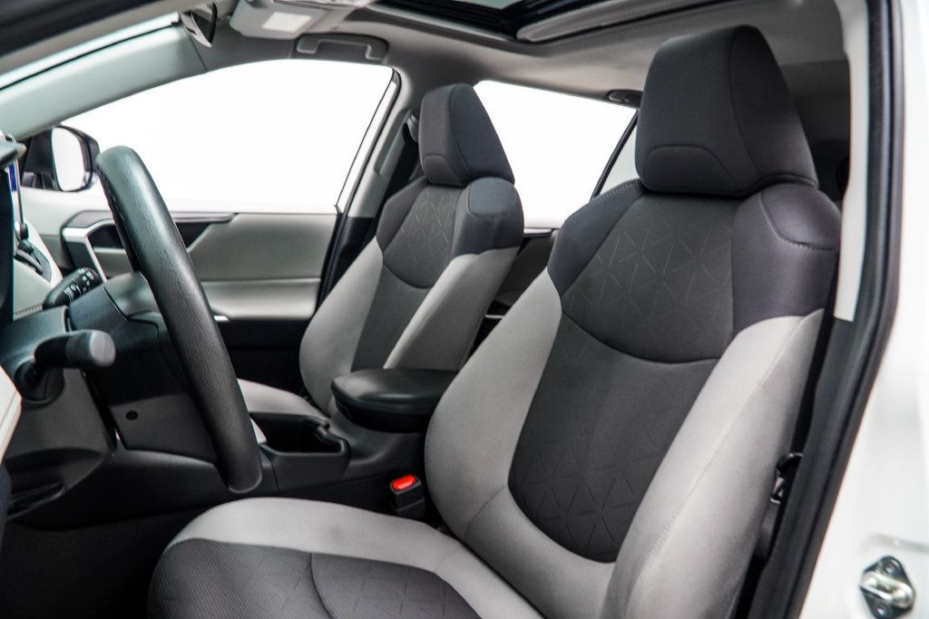 Toyota RAV4 photo 35