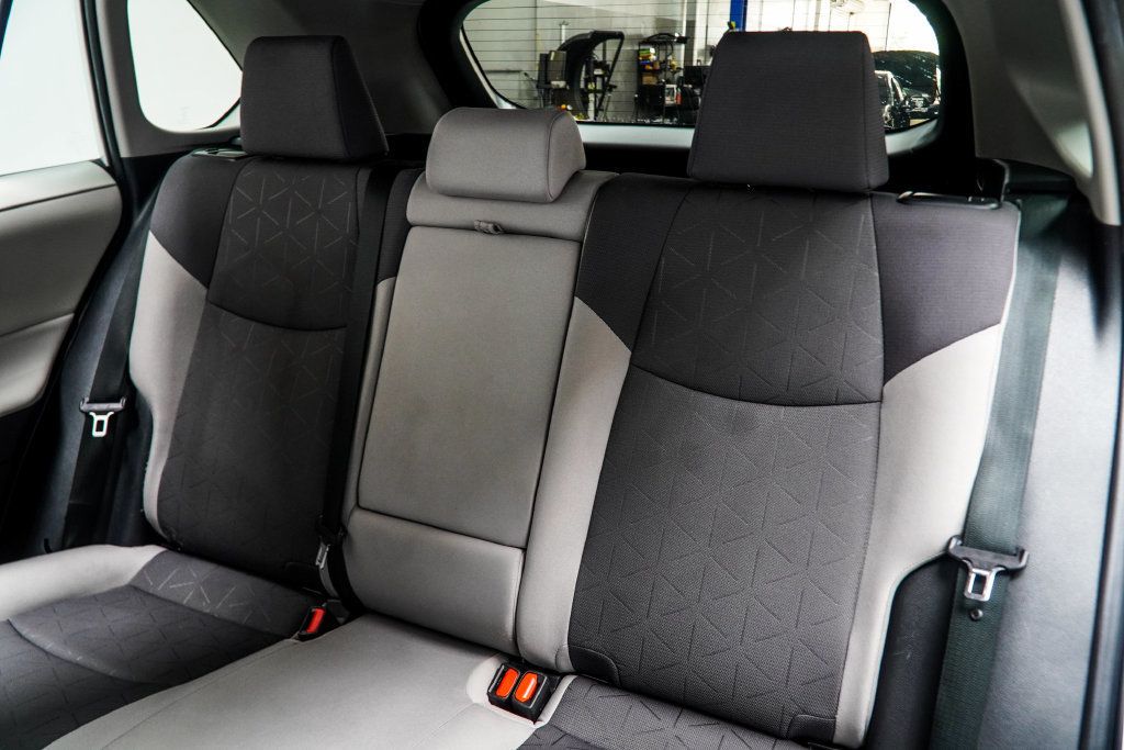 Toyota RAV4 photo 39