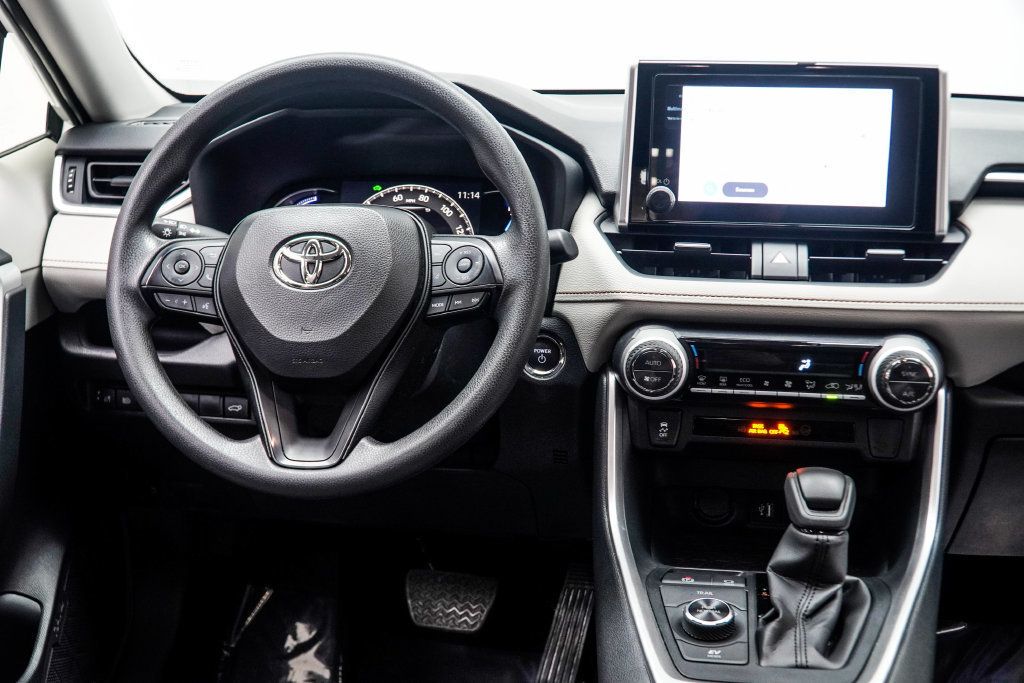 Toyota RAV4 photo 19
