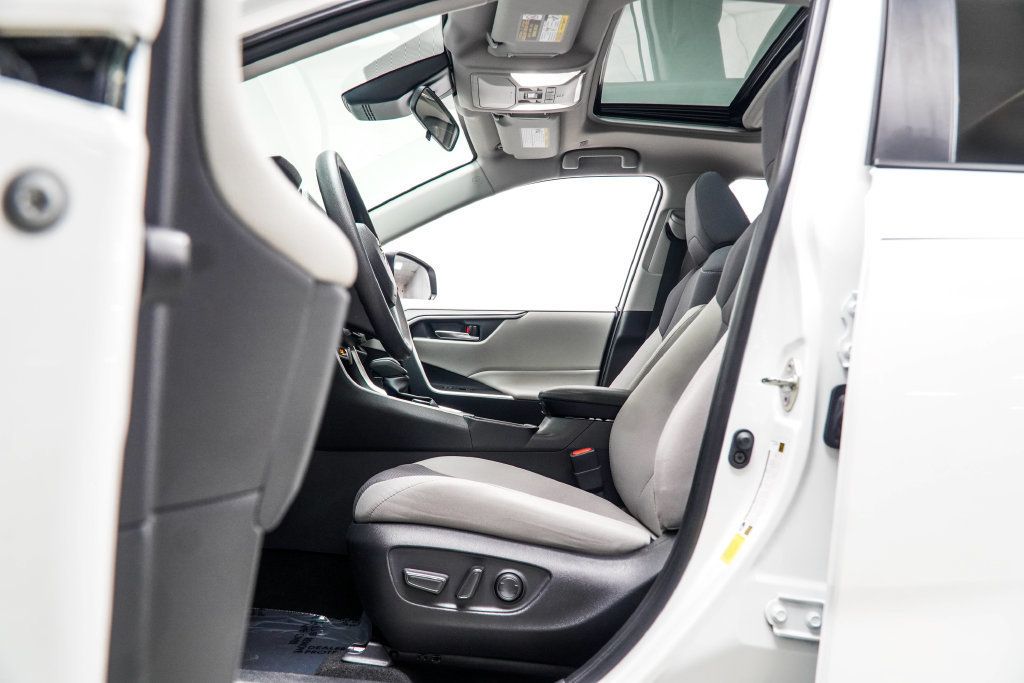Toyota RAV4 photo 40