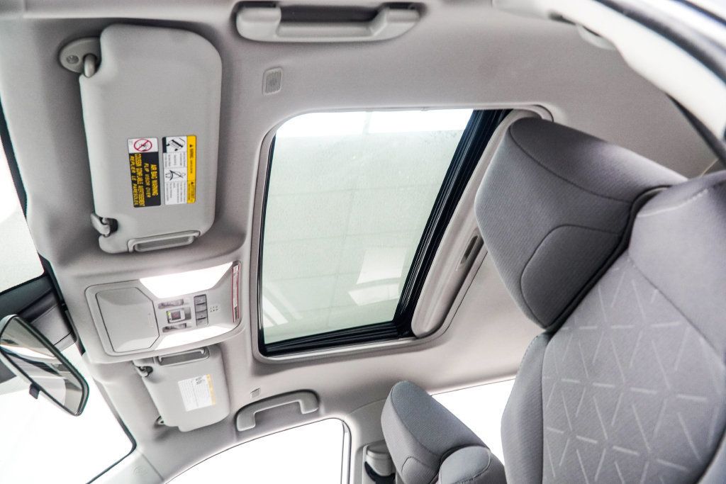 Toyota RAV4 photo 42