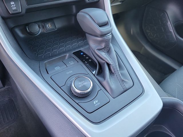 2025 Toyota RAV4 Hybrid XLE AWD - 22991950 - 10