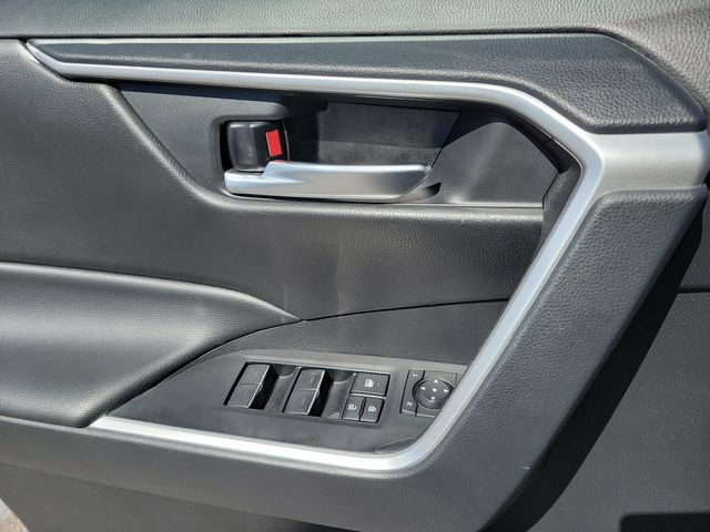 2025 Toyota RAV4 Hybrid XLE AWD - 22991950 - 6