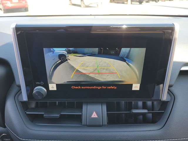 2025 Toyota RAV4 Hybrid XLE AWD - 23086142 - 13