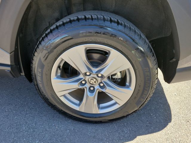 2025 Toyota RAV4 Hybrid XLE AWD - 23086142 - 24