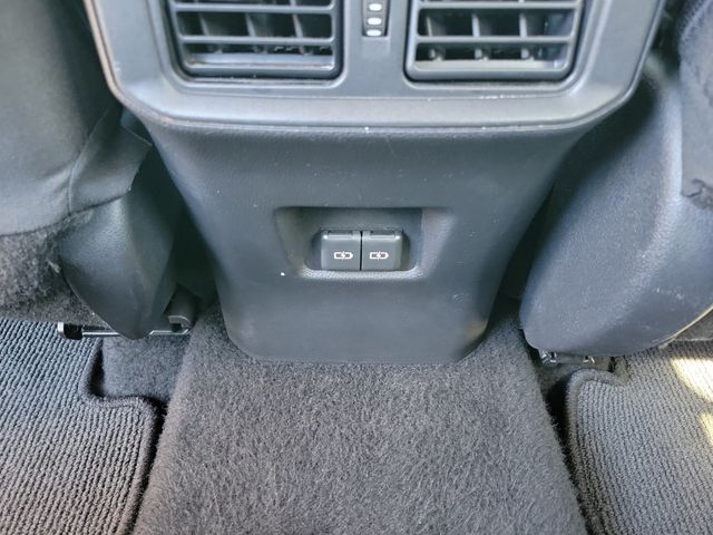 2025 Toyota RAV4 Hybrid XLE AWD - 23086142 - 8