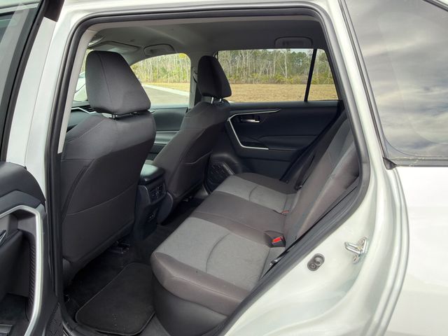 2025 Toyota RAV4 Hybrid XLE AWD - 22987984 - 6