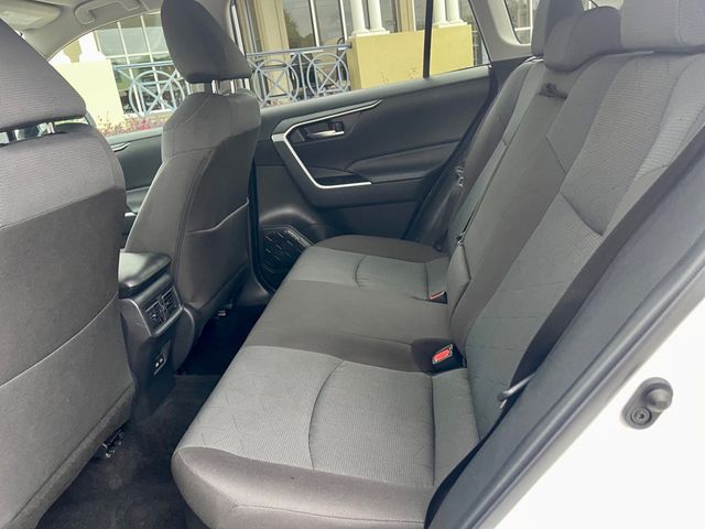 2025 Toyota RAV4 Hybrid XLE AWD - 22952791 - 11