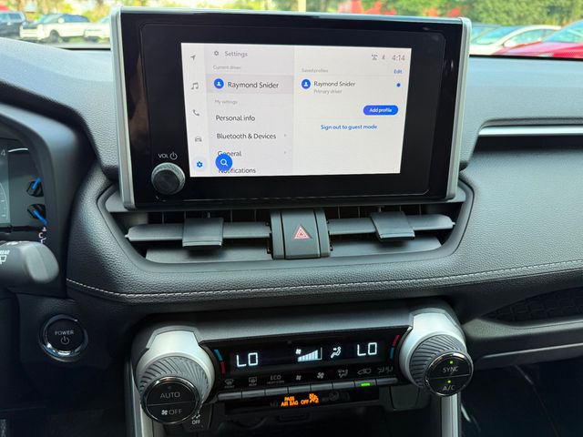 2025 Toyota RAV4 Hybrid XLE AWD - 22924819 - 15