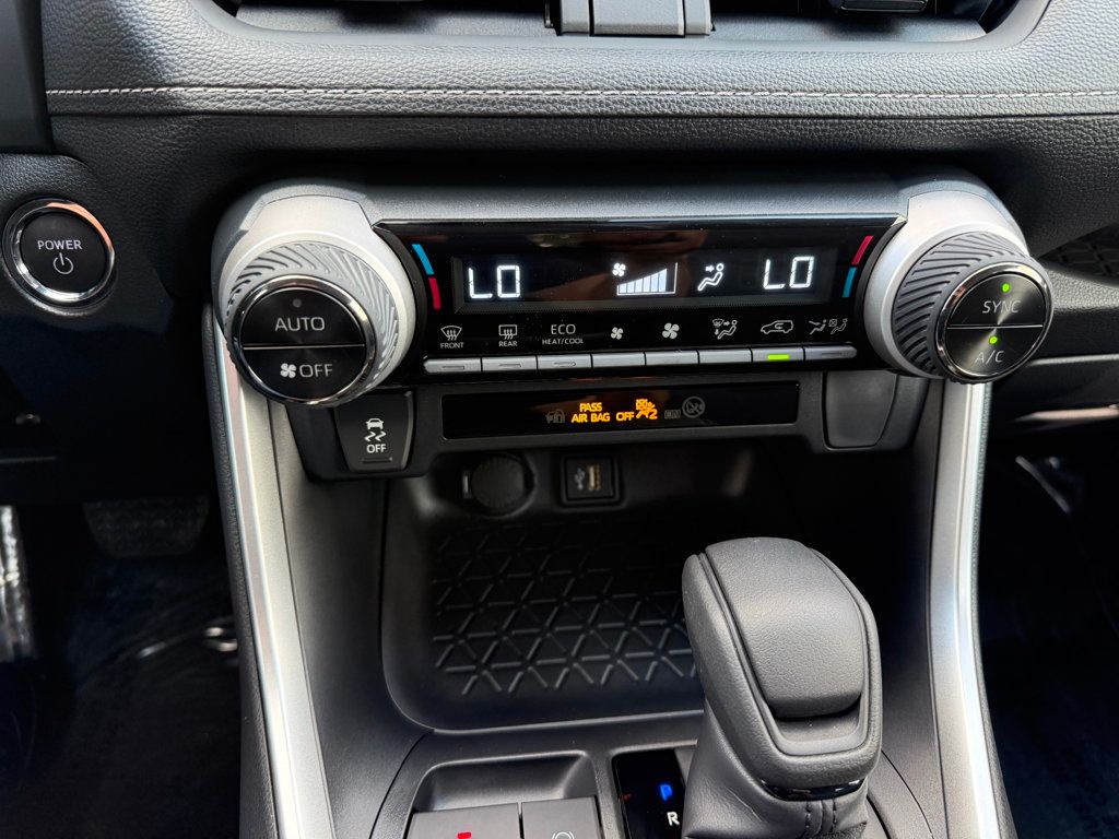 2025 Toyota RAV4 Hybrid XLE AWD - 22924819 - 16