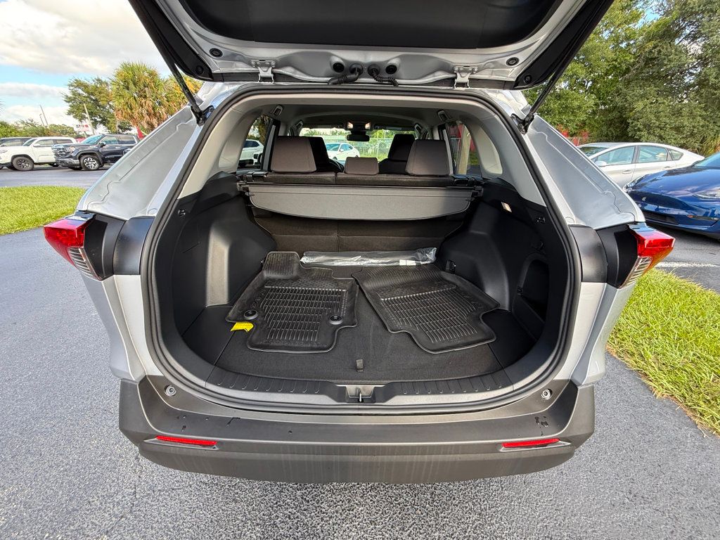 2025 Toyota RAV4 Hybrid XLE AWD - 22924819 - 26