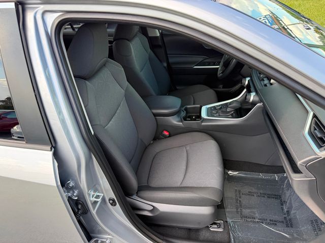 2025 Toyota RAV4 Hybrid XLE AWD - 22924819 - 30