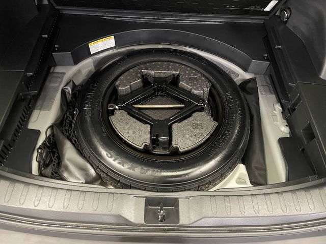 2025 Toyota RAV4 Hybrid XLE AWD - 22991257 - 39