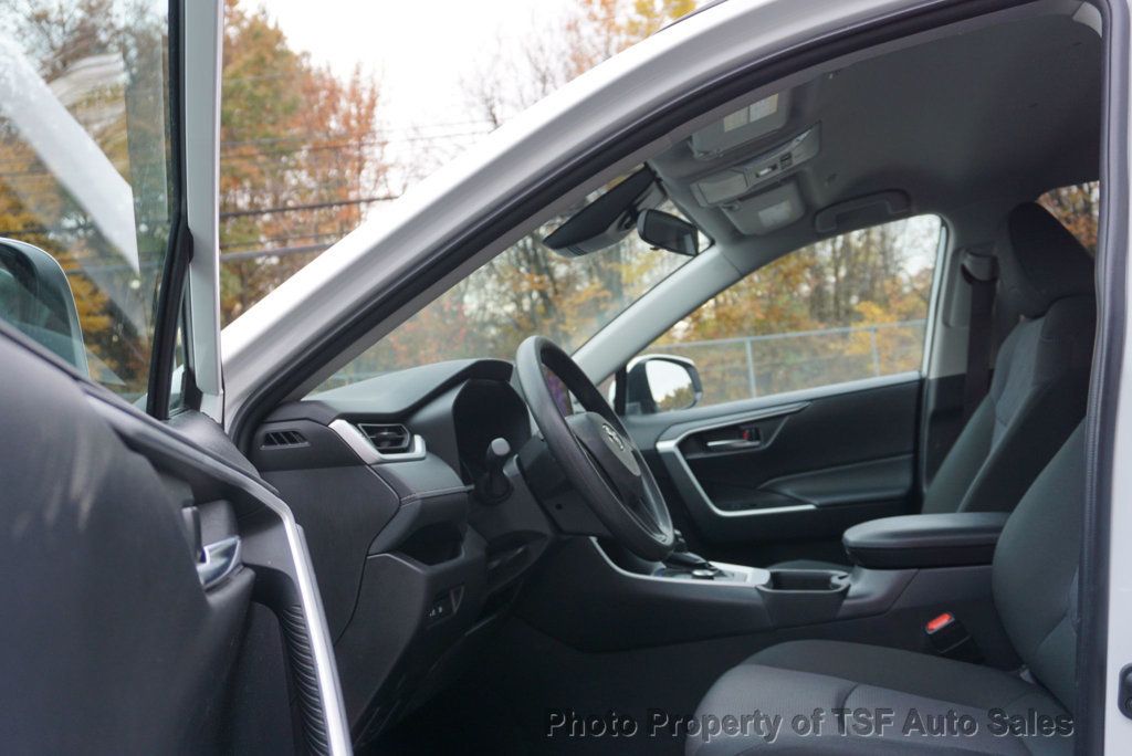 2025 Toyota RAV4 Hybrid XLE AWD - 22942310 - 9