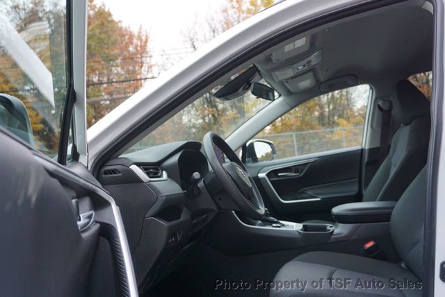 2025 Toyota RAV4 Hybrid XLE AWD - 22942310 - 9