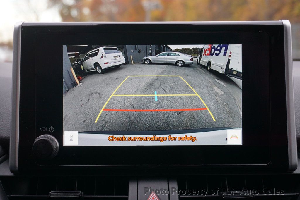 2025 Toyota RAV4 Hybrid XLE AWD - 22942310 - 17