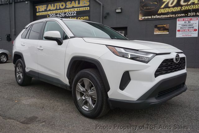 2025 Toyota RAV4 Hybrid XLE AWD - 22942310 - 8