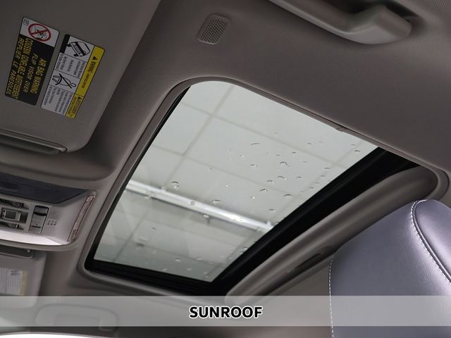 2025 Toyota RAV4 Hybrid XLE Premium AWD - 22959988 - 2