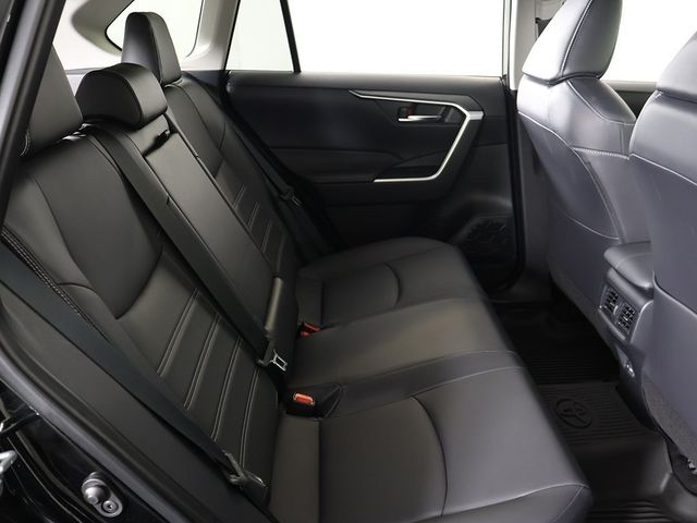 2025 Toyota RAV4 Hybrid XLE Premium AWD - 22959988 - 35