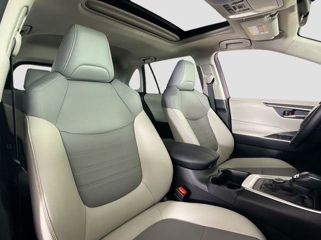 2025 Toyota RAV4 Hybrid XLE Premium AWD - 23066500 - 13