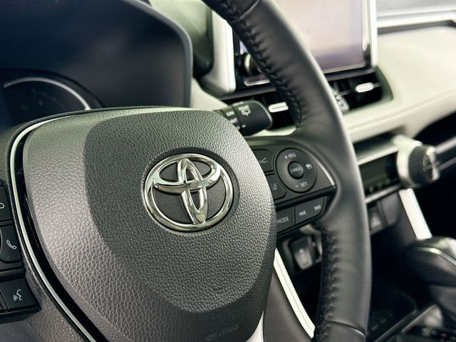 2025 Toyota RAV4 Hybrid XLE Premium AWD - 23066500 - 18