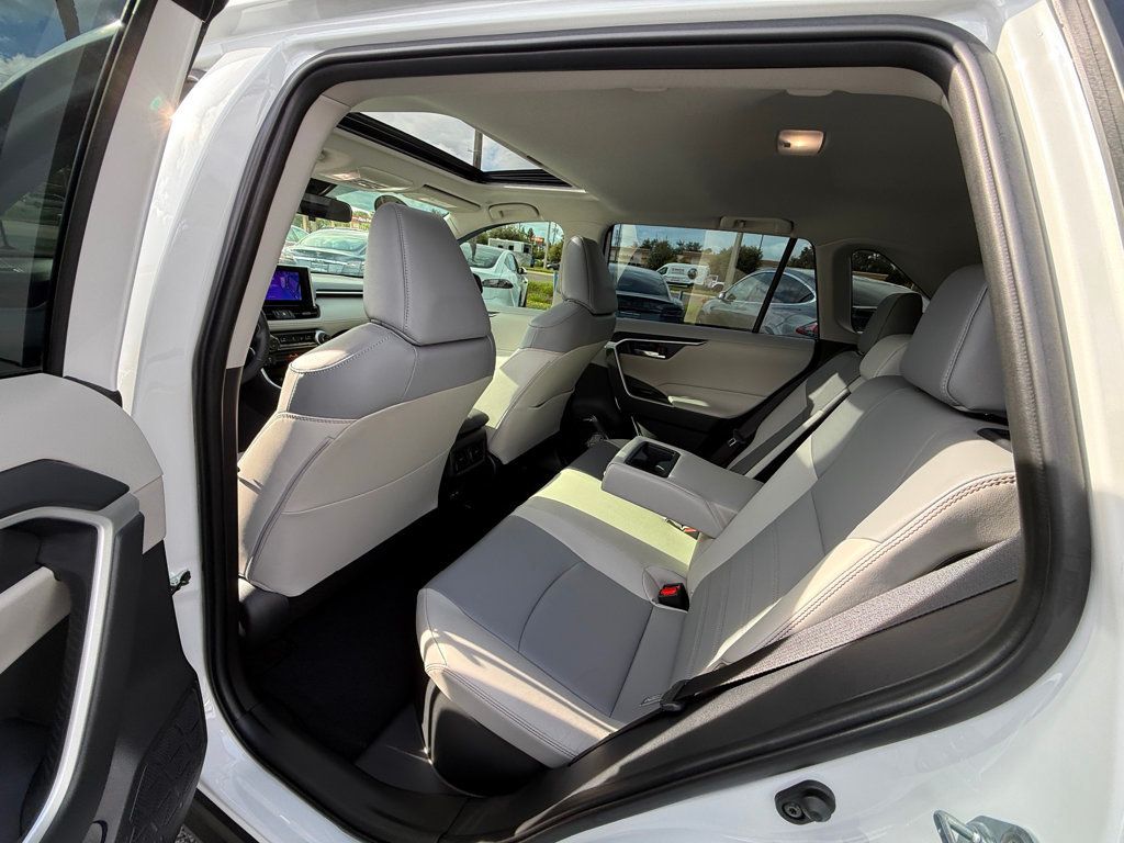 2025 Toyota RAV4 Hybrid XLE Premium AWD - 22925568 - 11