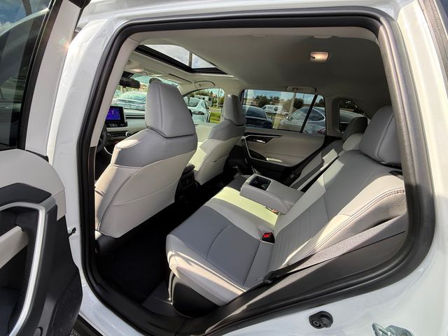 2025 Toyota RAV4 Hybrid XLE Premium AWD - 22925568 - 11