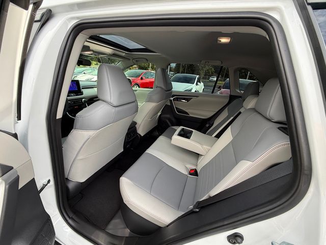 2025 Toyota RAV4 Hybrid XLE Premium AWD - 22925568 - 23