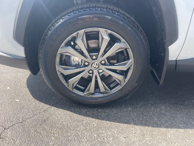 2025 TOYOTA RAV4  HYBRID XLE PREMIUM AWD W/ MULTIPLE PACKAGES ($3,600 VALUE!) - 23098155 - 9