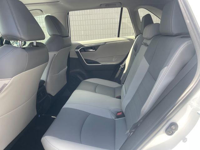 2025 TOYOTA RAV4  HYBRID XLE PREMIUM AWD W/ MULTIPLE PACKAGES ($3,600 VALUE!) - 23098155 - 12