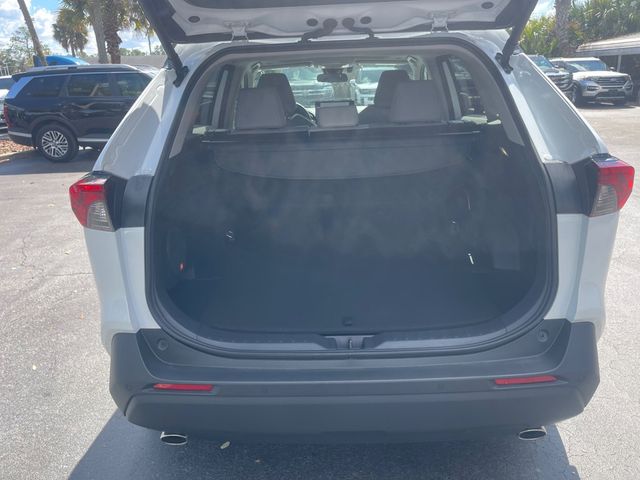 2025 TOYOTA RAV4  HYBRID XLE PREMIUM AWD W/ MULTIPLE PACKAGES ($3,600 VALUE!) - 23098155 - 4