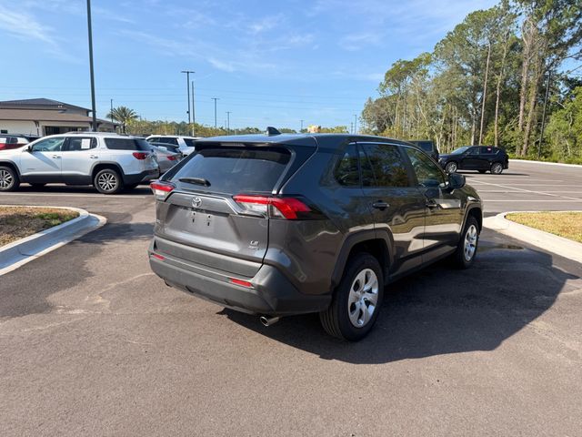 2025 Toyota RAV4 LE - 23065725 - 16