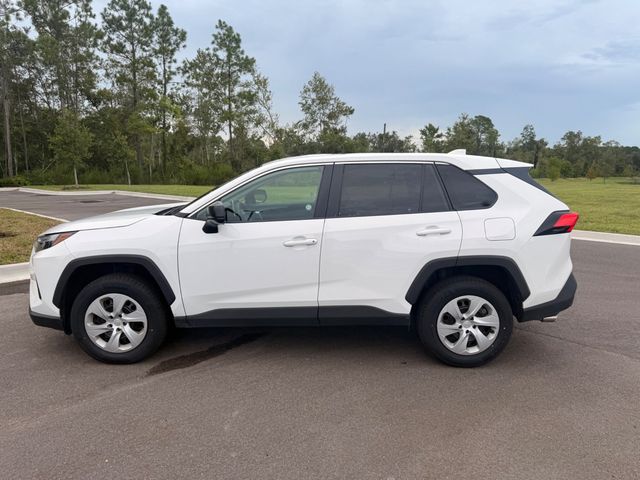 2025 Toyota RAV4 LE - 23073146 - 10