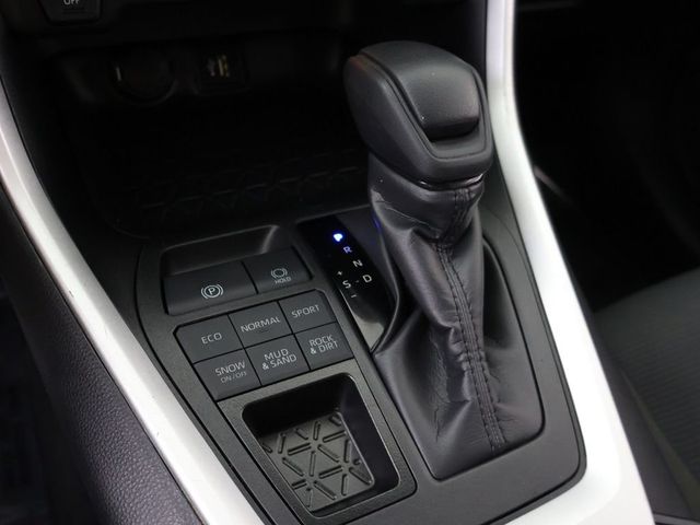 2025 Toyota RAV4 LE AWD - 23071941 - 40
