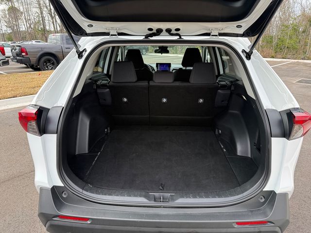 2025 Toyota RAV4 LE AWD - 22988055 - 8
