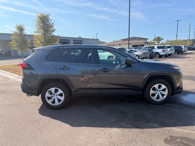 2025 Toyota RAV4 LE AWD - 23065725 - 17