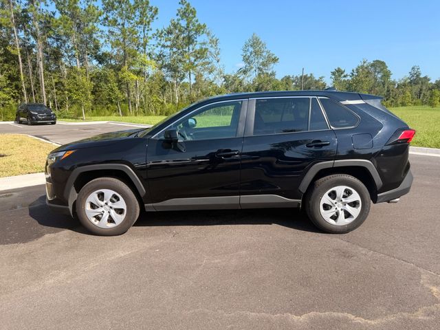 2025 Toyota RAV4 LE AWD - 23065726 - 11