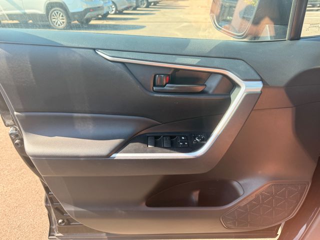 2025 Toyota RAV4 LE AWD - 23065726 - 6