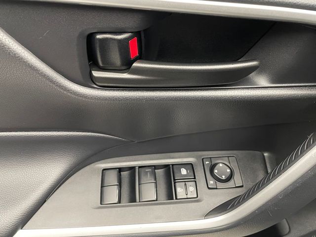 2025 Toyota RAV4 LE AWD - 22893495 - 9