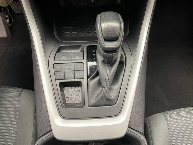 2025 Toyota RAV4 LE AWD - 22893495 - 27