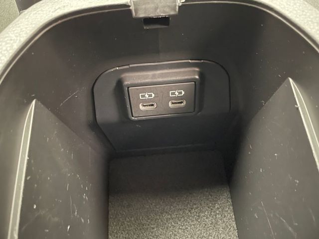 2025 Toyota RAV4 LE AWD - 22893495 - 28