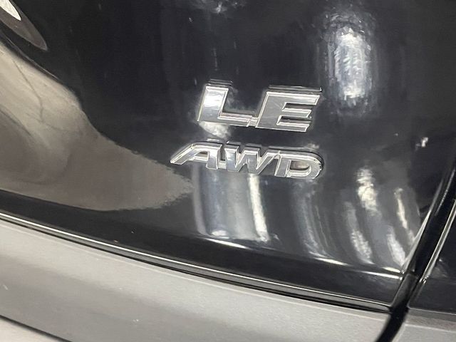 2025 Toyota RAV4 LE AWD - 22893495 - 40