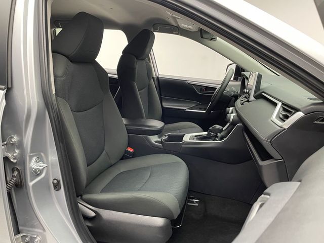 2025 Toyota RAV4 LE AWD - 22985230 - 16