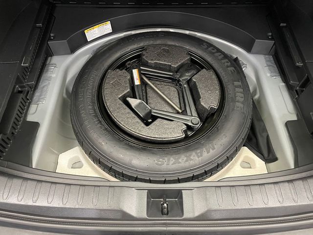 2025 Toyota RAV4 LE AWD - 22985230 - 38