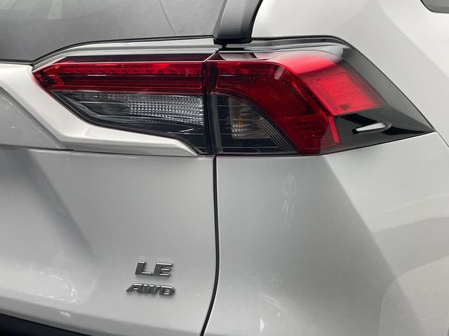 2025 Toyota RAV4 LE AWD - 22985232 - 39