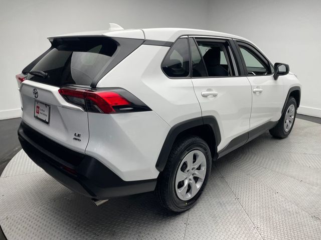 2025 Toyota RAV4 LE AWD - 22985232 - 4