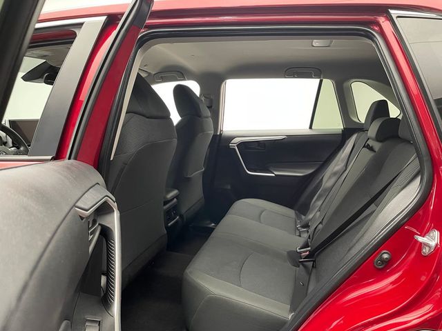 2025 Toyota RAV4 LE AWD - 22985233 - 31