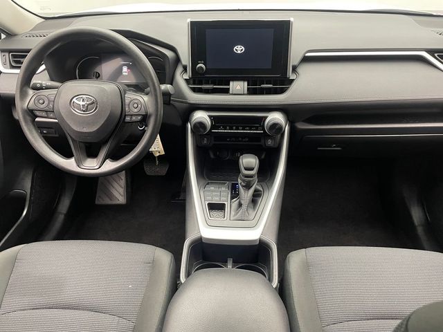 2025 Toyota RAV4 LE AWD - 22986018 - 17